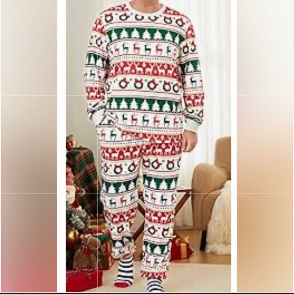 Men’s 2 Piece Red Green And White Reindeer Holiday Christmas Pajamas / Size XL